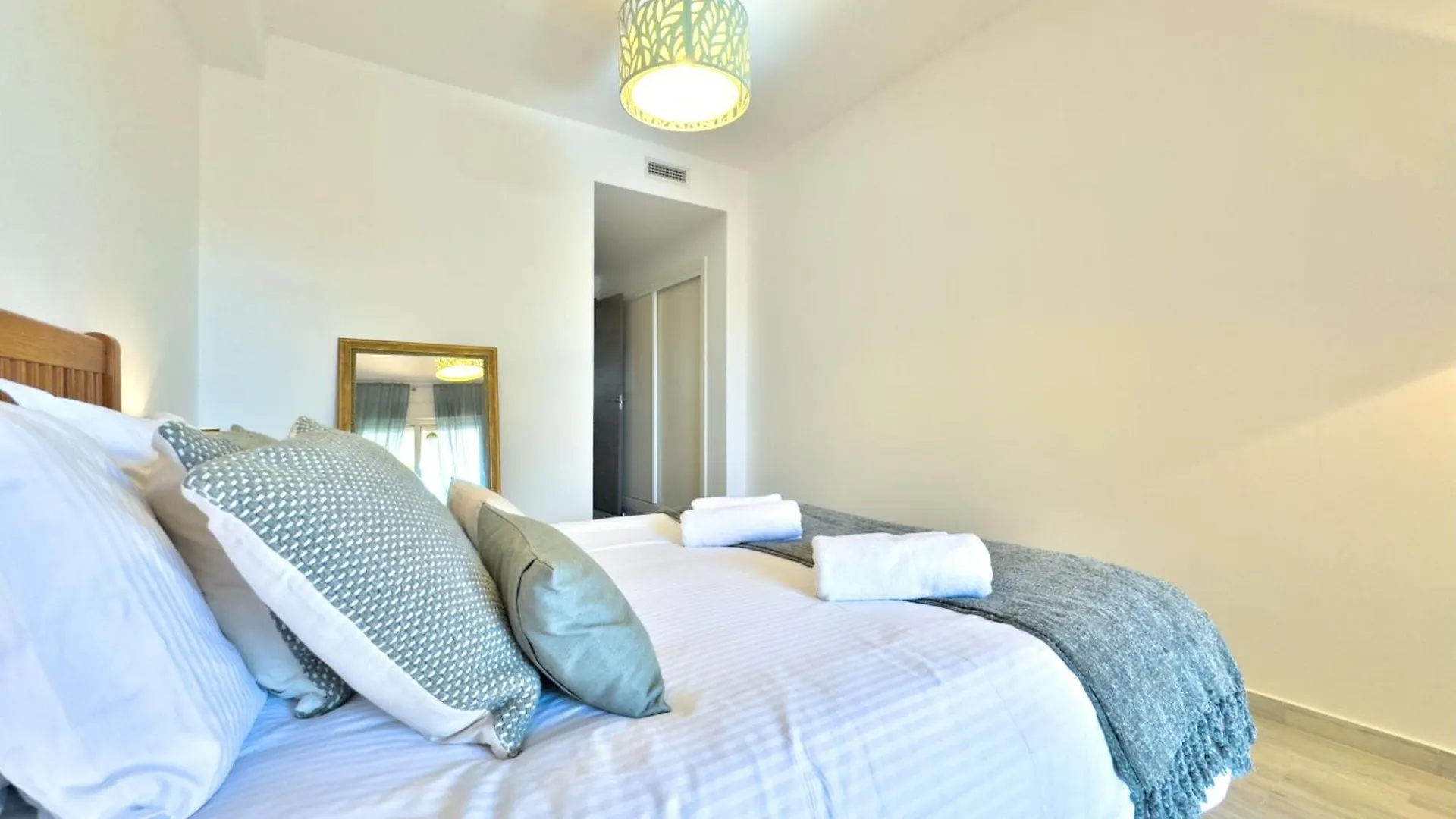 Apartamento En Zona Cabopino Marbella Espanha