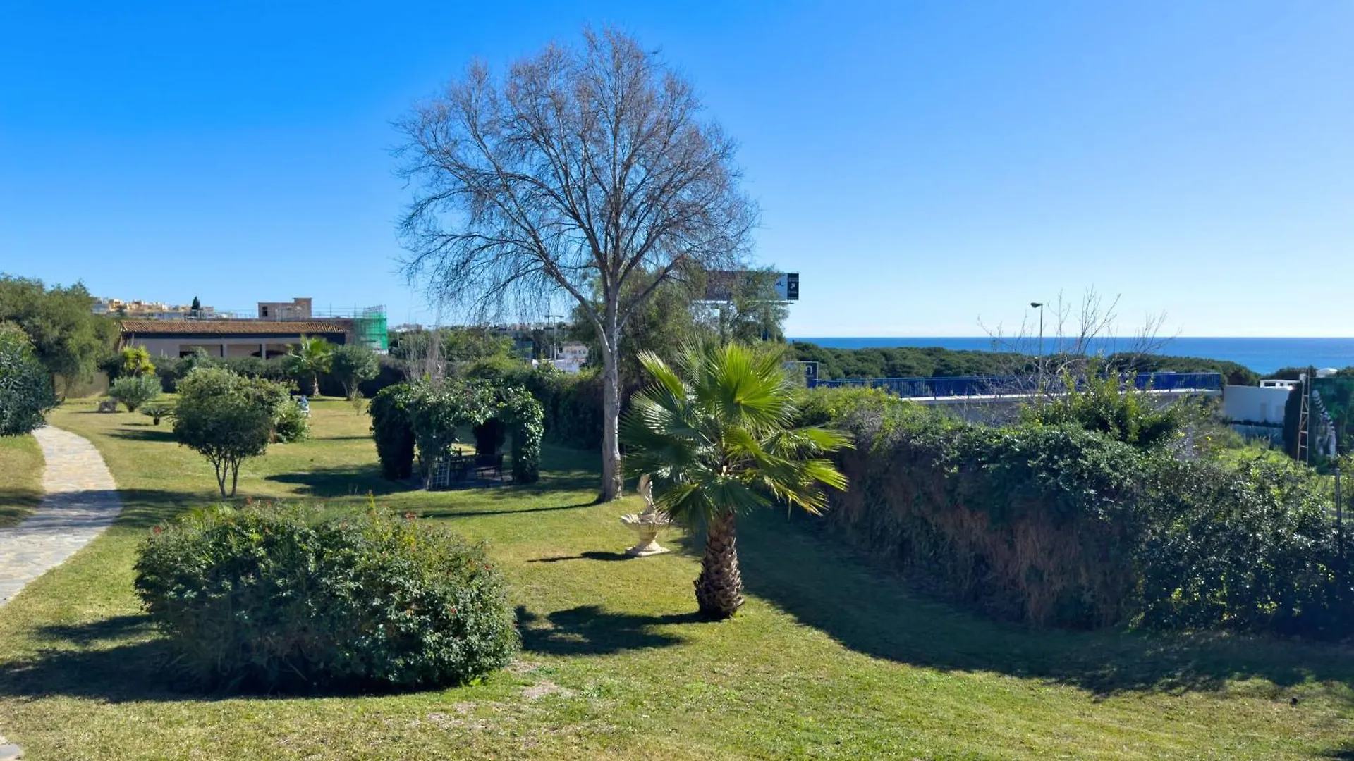 Apartamento En Zona Cabopino Marbella 0*,  Španělsko